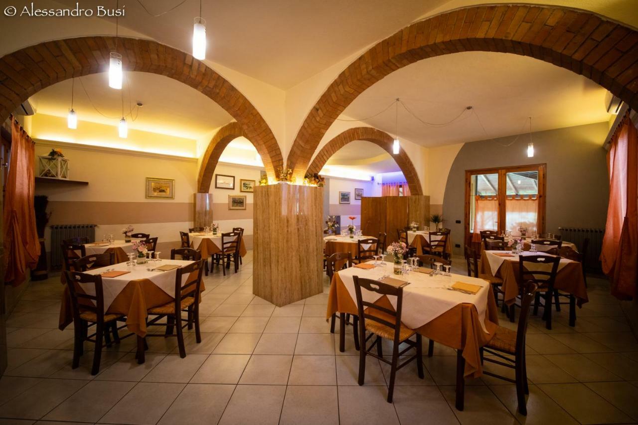 Locanda La Gozzetta Santa Luce Bagian luar foto